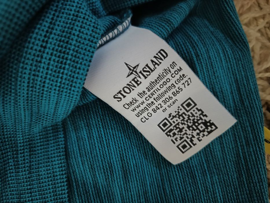 Футболка брендова стильна