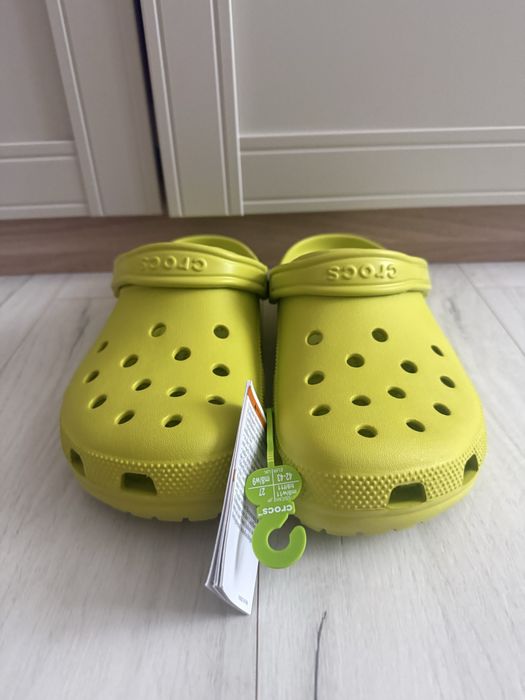Klapki damskie Crocs Classic  r. 42-43 damska 11 Limonkowe
