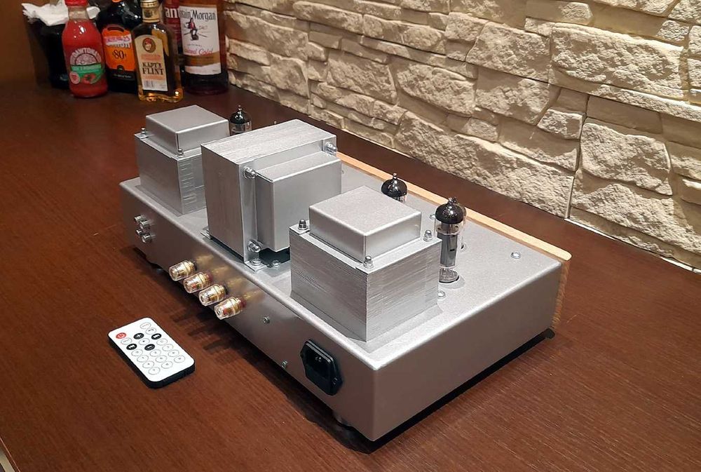 Wzmacniacz lampowy audio PP 6P18P/EL82-Acrosound