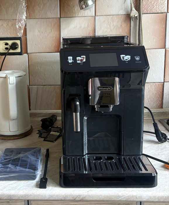 DeLonghi Eletta Explore ECAM450.65.G / почти новая / Cold Bre