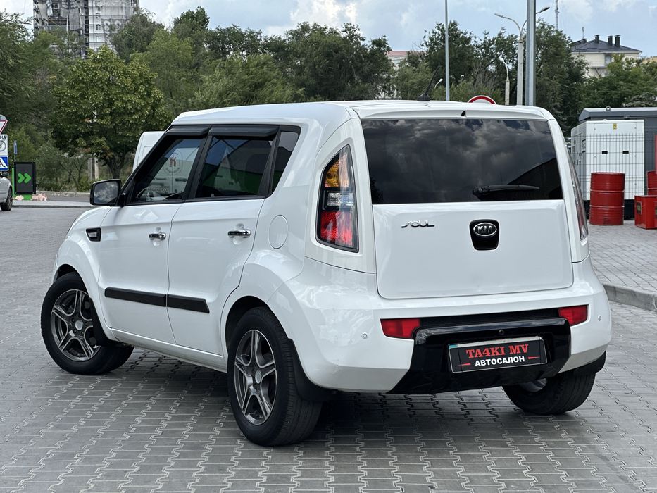Продам Kia Soul 2010