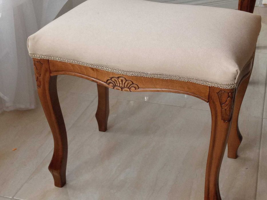 Taboret w stylu Ludwik siedzisko ,podnóżek,pufa ,puf