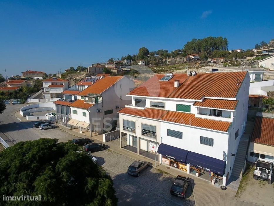Café/Pastelaria em Vila Caiz, Amarante