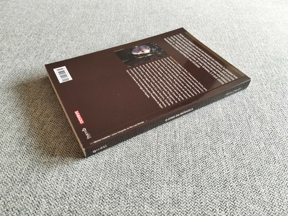 Livro "O eixo da bússola" de Mário Cláudio