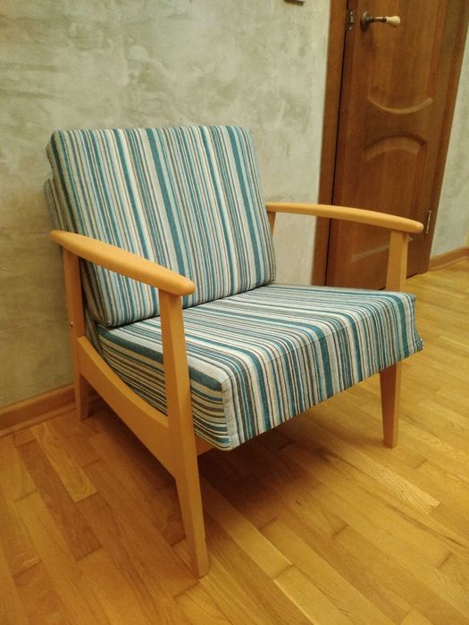 Мяке крісло після реставраціі