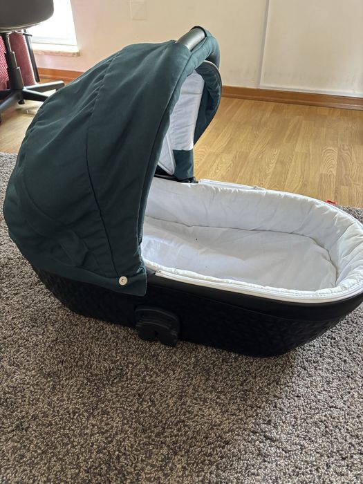 Conjunto Carrinho de Bebé
