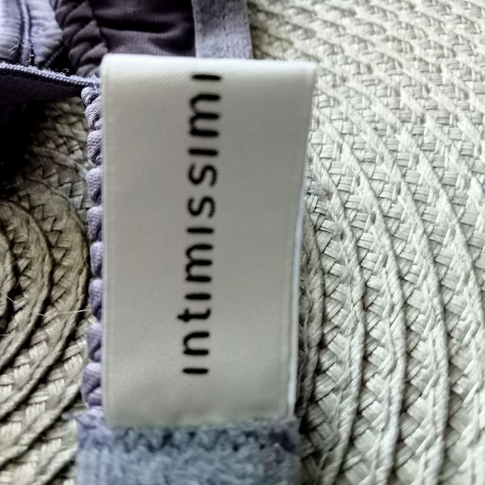 Biustonosz z kieszonkami na wkładki Intimissimi 70B