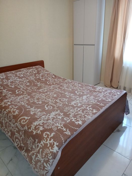 Центр 2к подобово світло  не вимикається