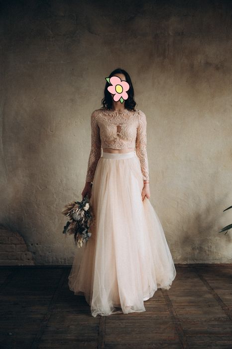 Вечірнє плаття, весільне плаття (сукня); кроп топ