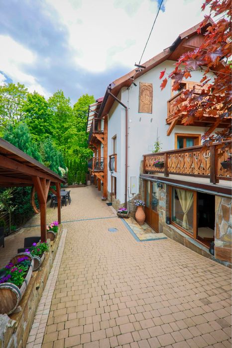 Dom na wyłączność dla min:18 os/sala kominkowa i zaplecze rekreacyjne