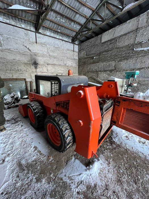 Фронтальный мини погрузчик WeCan GM 850