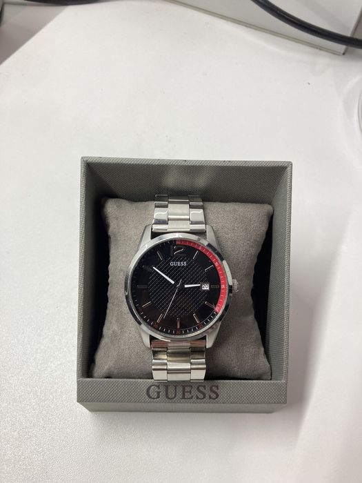 zegarek guess srebrny