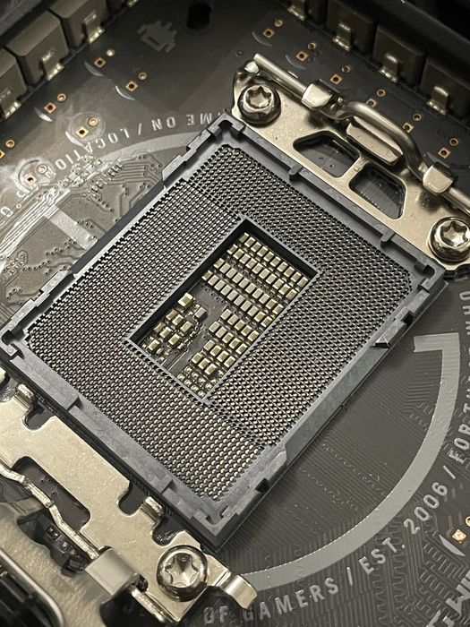 Asus Rog STRIX B760-F Gaming WiFi