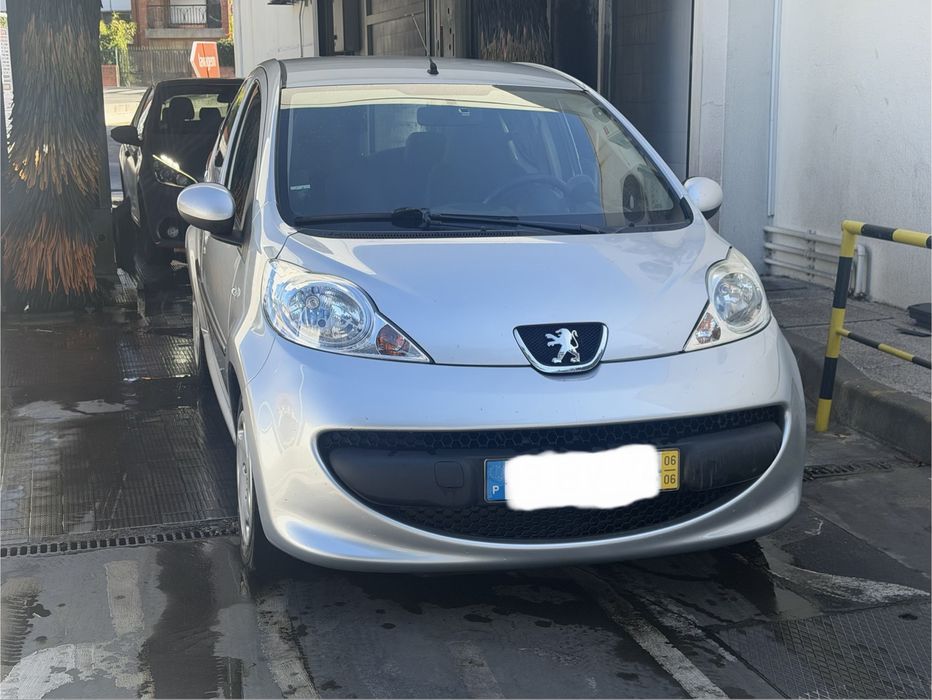 PEUGEOT 107 1.4 HDi