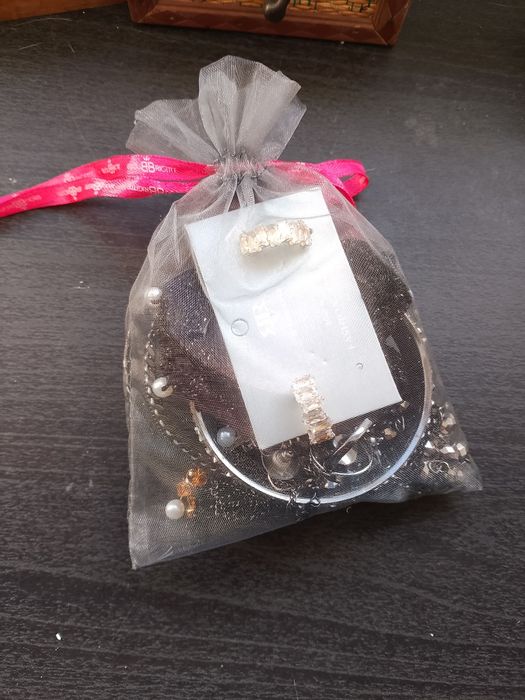 Saco jóias misteriosas