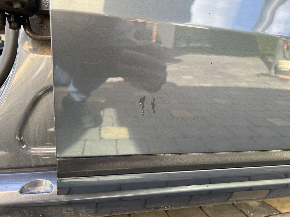 LK7X передня права дверка передні праві двері VW Passat B7 Європа