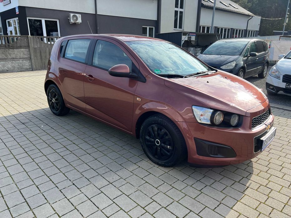 sprzedam chevrolet aveo 1,2 2011 tylko 40000 km