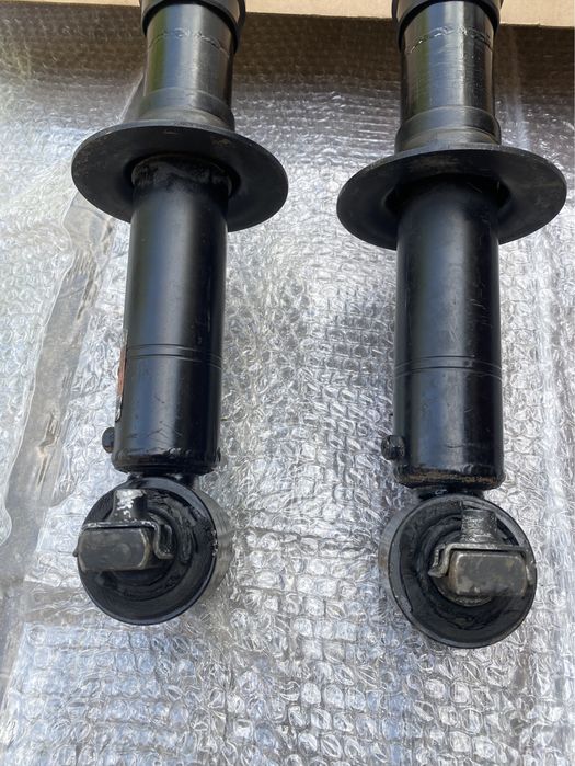 Амортизатори Щевроле Субурбан