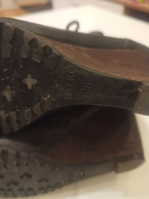 Skórzane botki Ryłko rozmiar 36