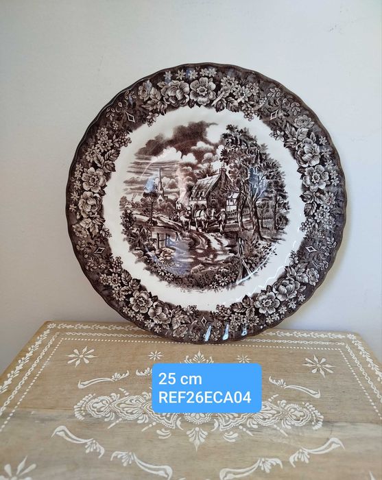 Lindo Prato em faiança Inglesa