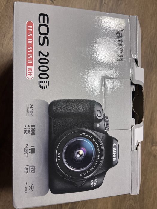 Aparat Canon EOS 2000D