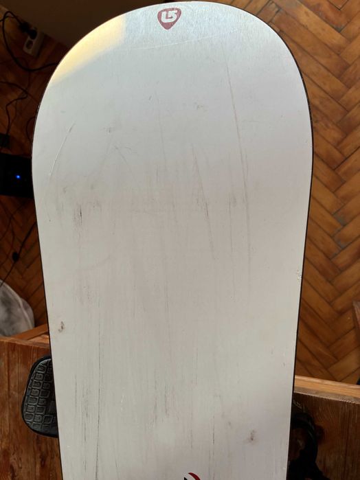 Deska Snowboardowa Burton Clash 158 z wiązaniami