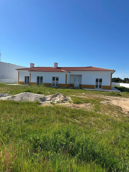 Moradia T4  Vale de Santarém - Santarém
