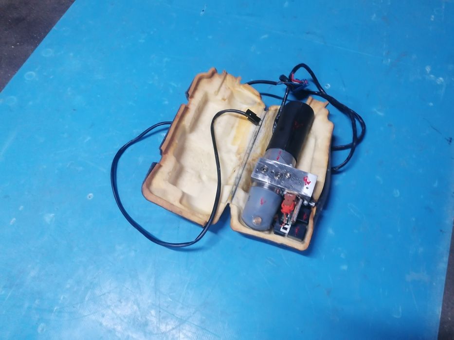 Bomba capota peugeot 307 cc cabrio