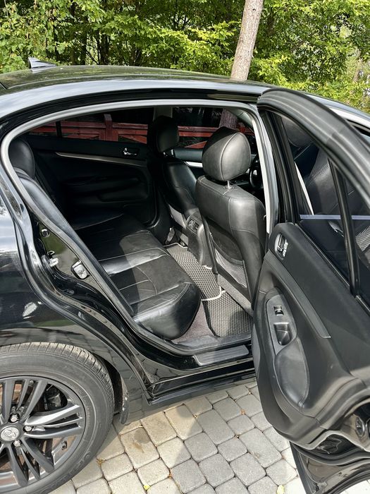 Infiniti g25x 2010р 2,5