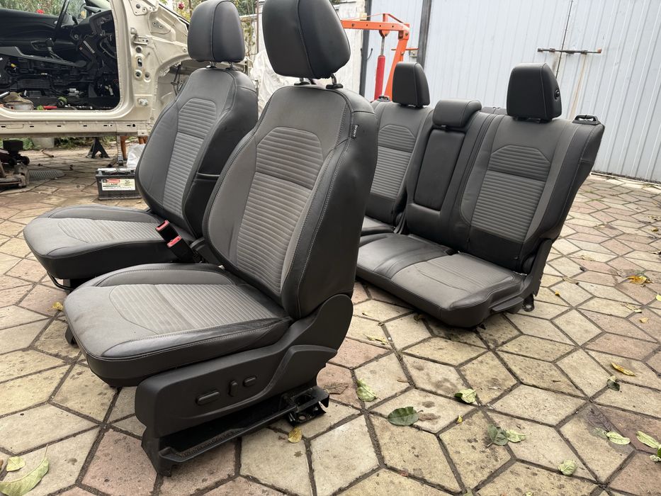 Ford escape салон сидіння підголовник 2016 2017 2018 2019