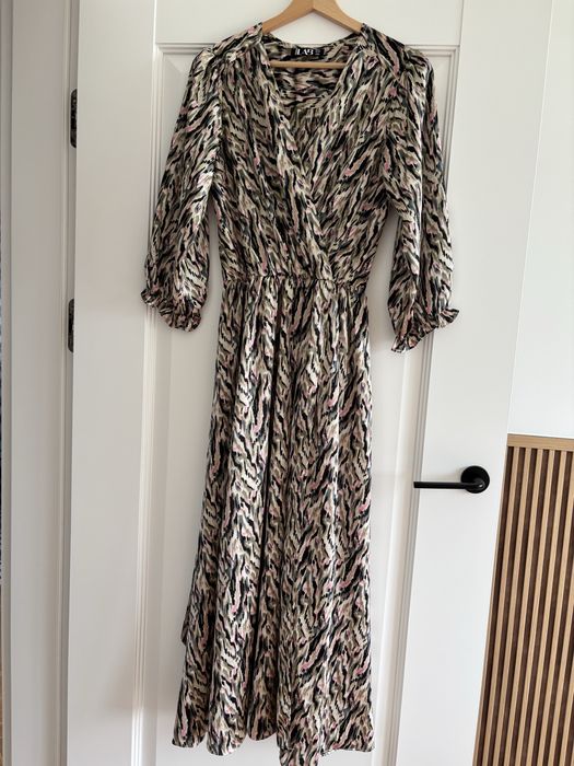 Elegancka sukienka okolicxnościowa S/M