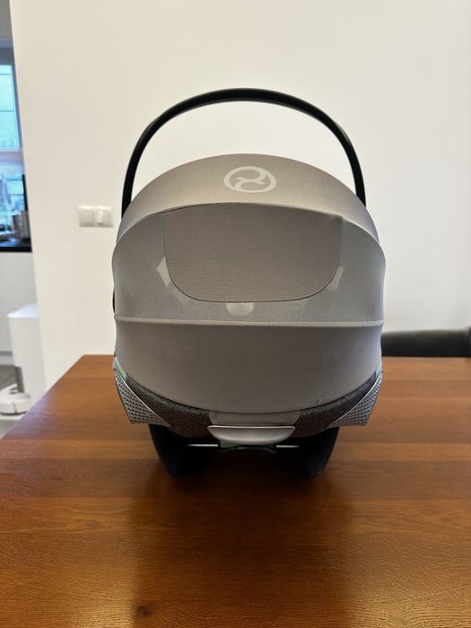 Fotelik samochodowy Cybex Cloud T Plus, rozkładany