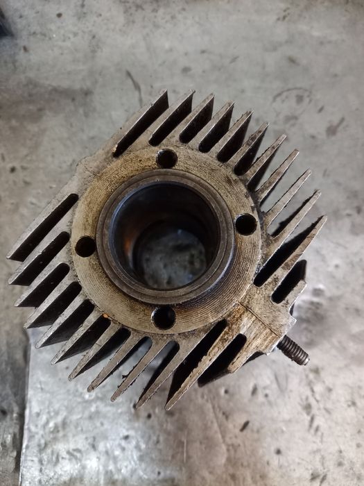 Cylinder jawa 50 mustang kaczka nominał