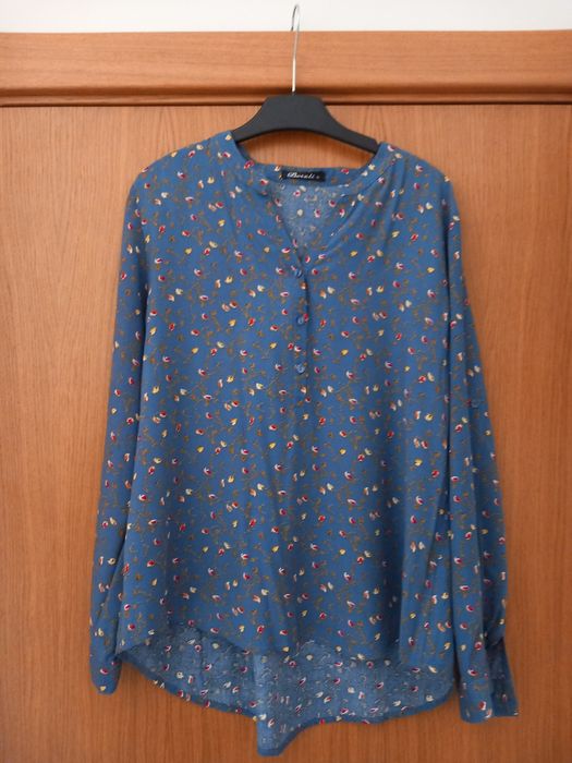 Blusa azul da Boteli