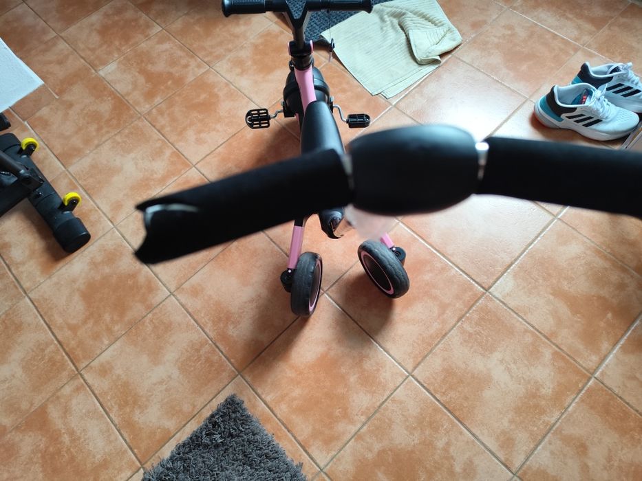 Triciclo menina usado