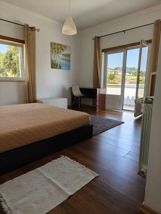 Quarto individual em Alcobaça
