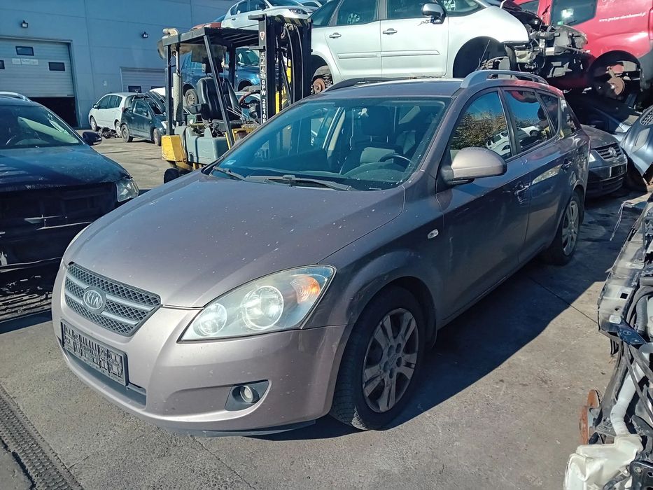 *KIA CEED* Samochód na części