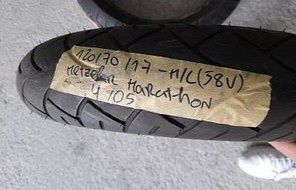 1 Pneu 120/70R17 Metzeler