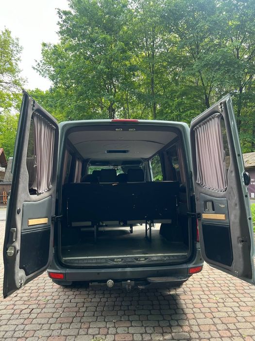 Продається бус Volkswagen crafter 2011 року