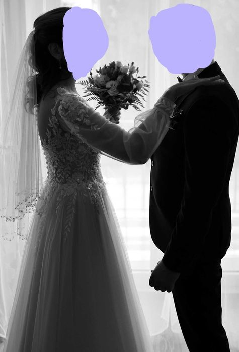 Piękna suknia ślubna