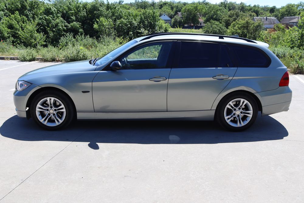 Продам bmw 320d e91