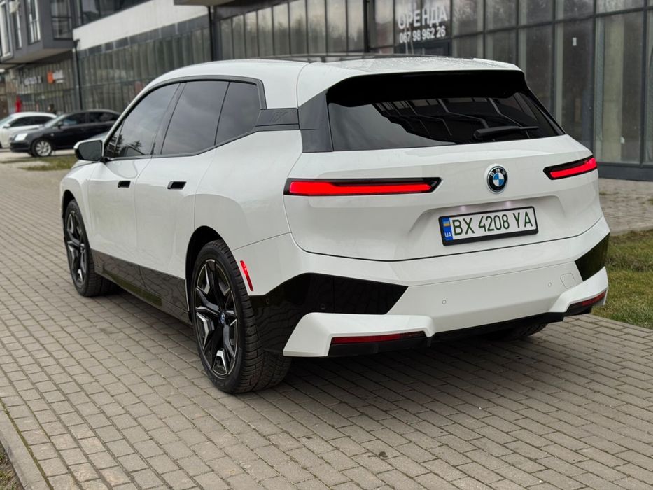 Продам BMW iX 2022 i20