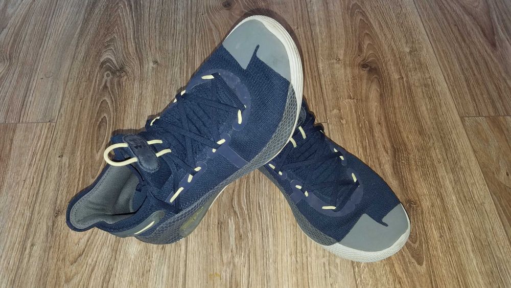 Buty Under Armour Curry 6 41/42 26,5cm do koszykówki do kosza niskie