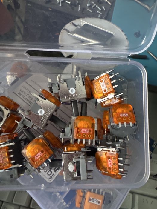 Ремонт геймпадів Xbox та PlayStation