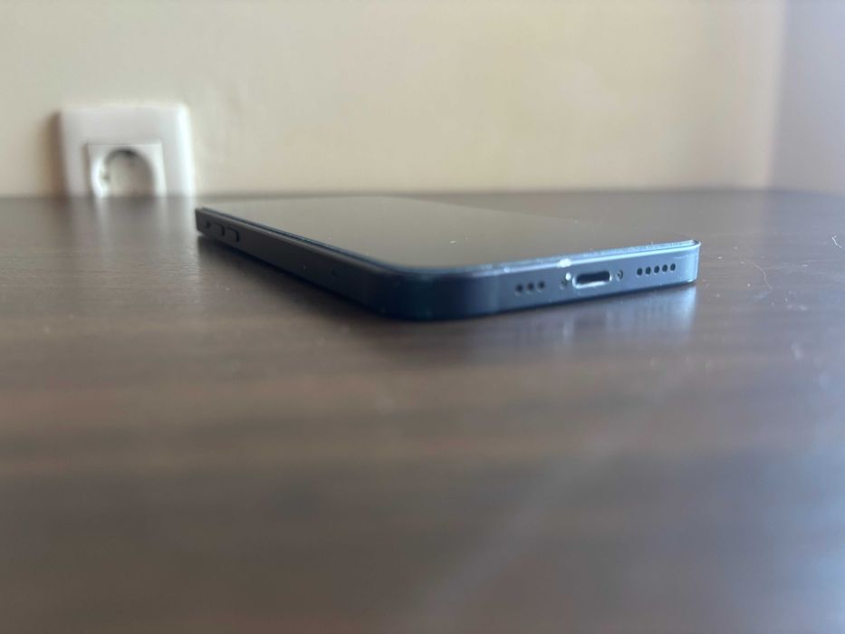 iPhone 12 Preto Desbloqueado