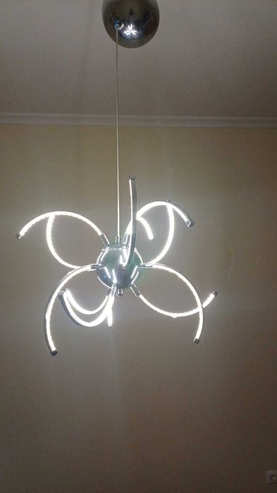 Candeeiro estilo Aranha