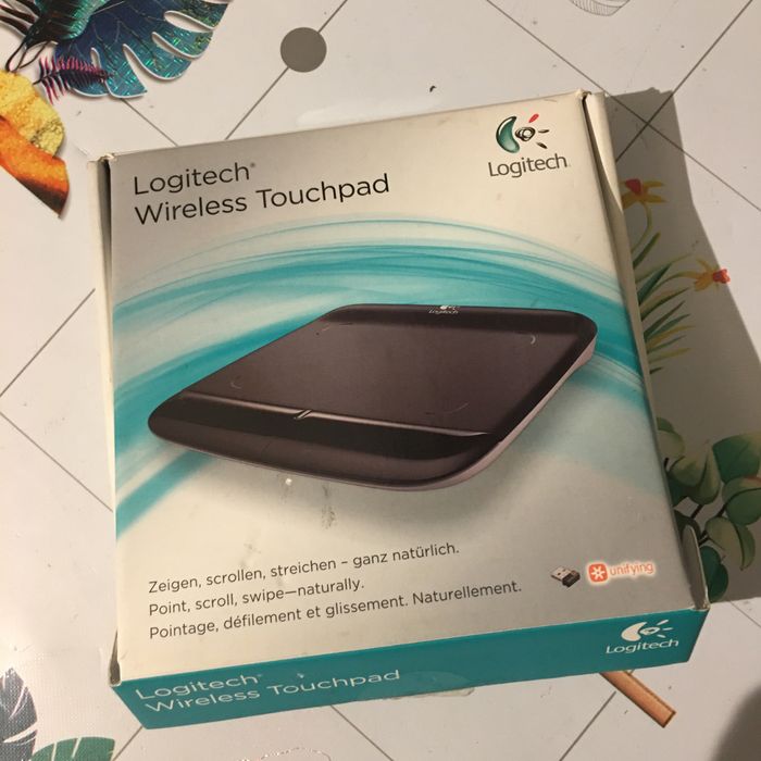 Bezprzewodowy Touchpad Logitech