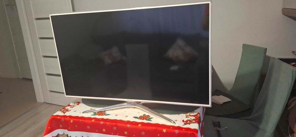 TV Samsung UE40F6510