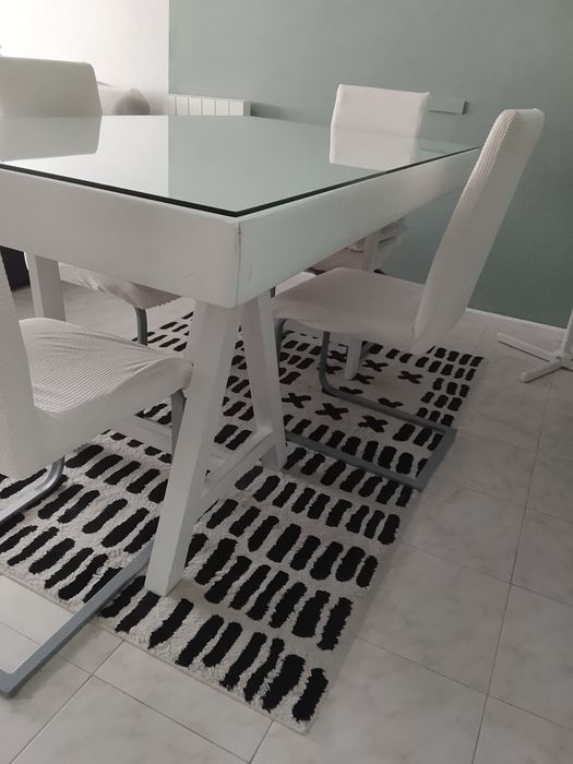 Vendo Mesa de Jantar