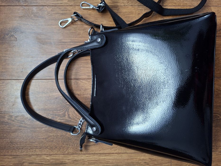 Сумка лакова чорна нова